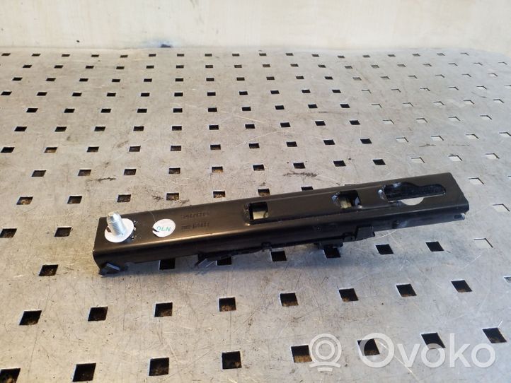 Peugeot 3008 I Rail de réglage hauteur de ceinture de sécurité 9683636180