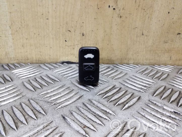 Honda CR-V Sunroof switch M19833