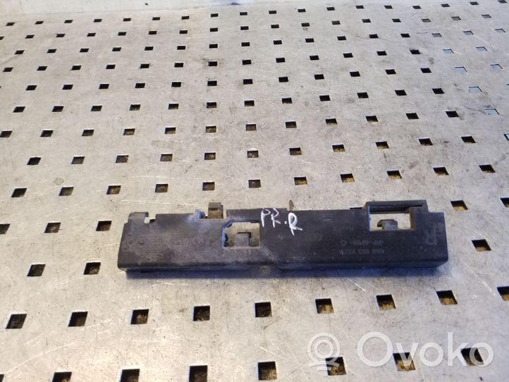 Audi A6 C7 Supporto di montaggio del parafango 4G0853922B