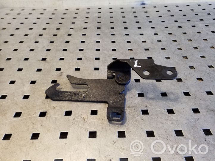 Volvo XC90 Anello/gancio chiusura/serratura del vano motore/cofano 