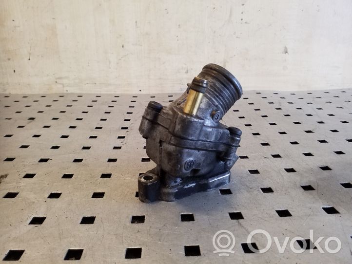 Volvo XC90 Boîtier de thermostat / thermostat 31293698