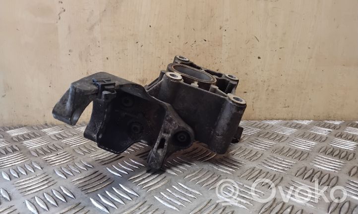 Audi A8 S8 D4 4H A/C compressor mount bracket 059145169AN