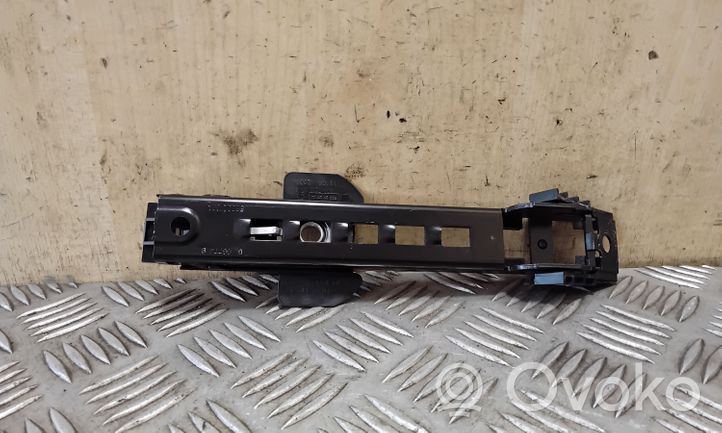 Volkswagen Touareg I Rail de réglage hauteur de ceinture de sécurité 7L0857819J