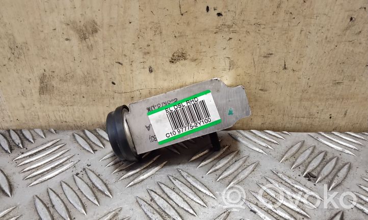 Hyundai ix35 Air conditioning (A/C) expansion valve C10977752Y100