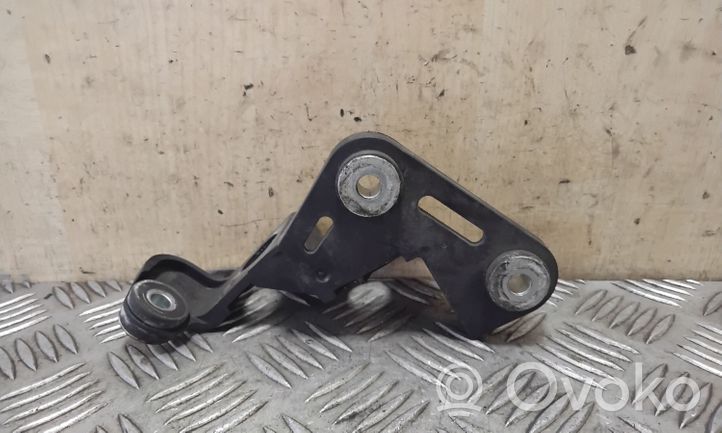 Volkswagen PASSAT CC Supporto del cavo della leva del cambio 1K0711789J