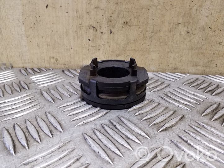 Volkswagen PASSAT B8 clutch release bearing 