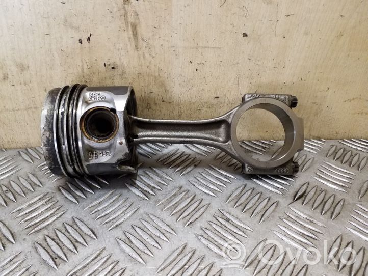 Volkswagen Tiguan Piston avec bielle 081187