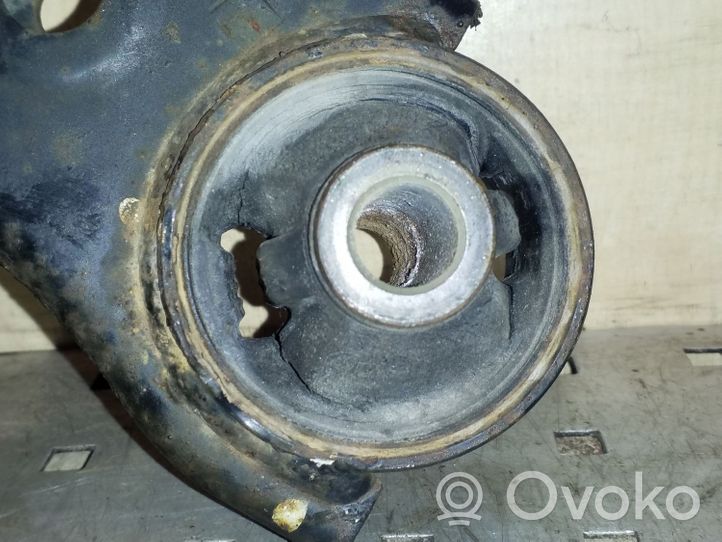 Subaru Outback Fourchette, bras de suspension inférieur avant 