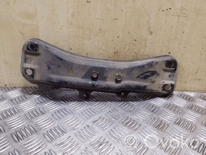 Subaru Outback Support de boîte de vitesses 