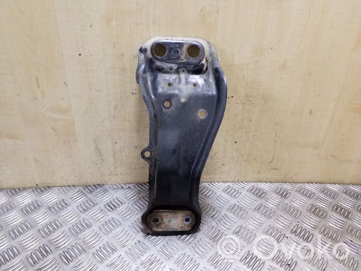 Subaru Outback Support de boîte de vitesses 