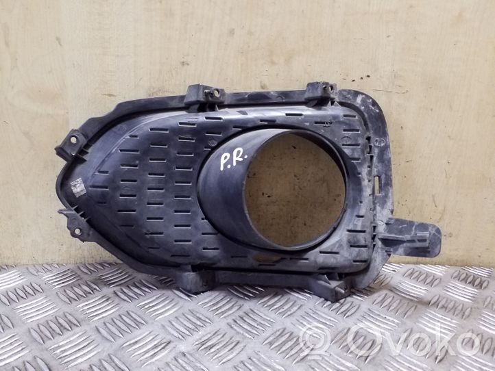 KIA Sorento Priešrūkinio žibinto apdaila/ grotelės 865242P010