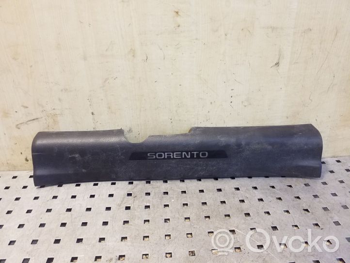 KIA Sorento Front sill trim cover 858742P200