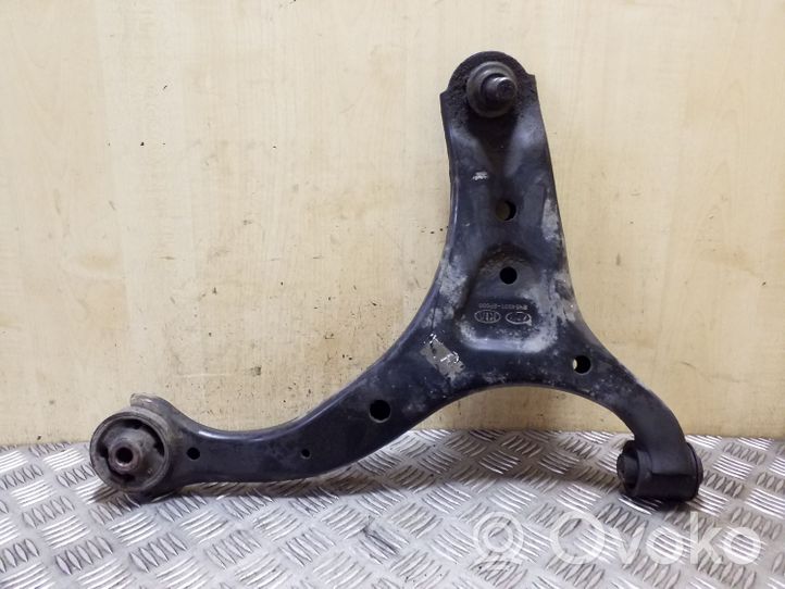 KIA Sorento Fourchette, bras de suspension inférieur avant 545012P000