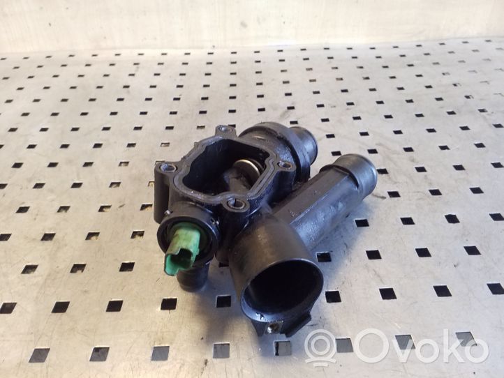 Land Rover Freelander 2 - LR2 Termostato/alloggiamento del termostato 9657182080