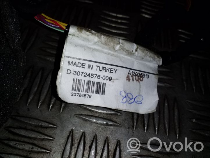 Volvo XC70 Faisceau de câblage de porte arrière 30724576