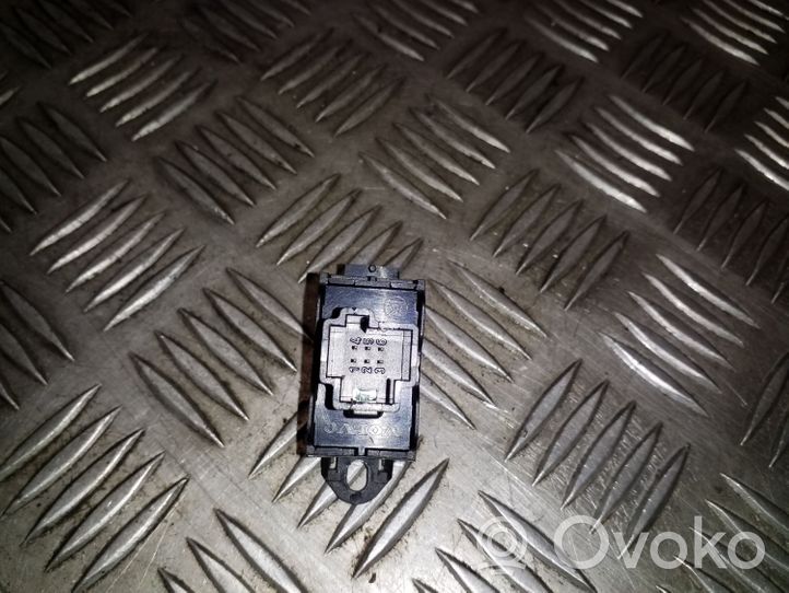 Volvo XC70 Elektrisko logu slēdzis 30773273