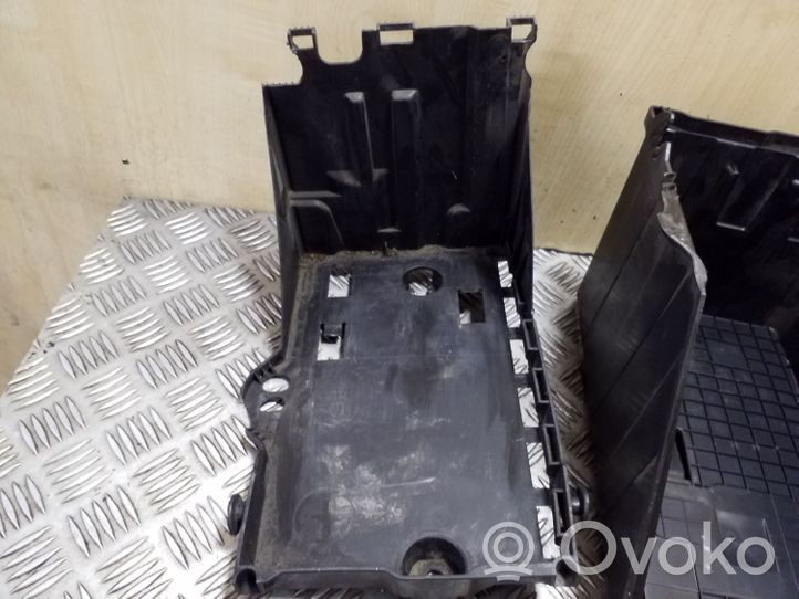 Citroen DS4 Vassoio scatola della batteria 9687472580