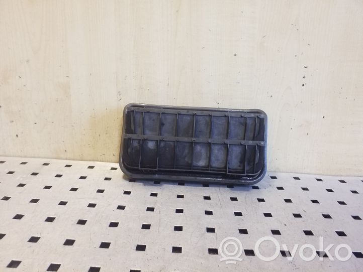 Volkswagen Eos Quarter panel pressure vent 3C0819465