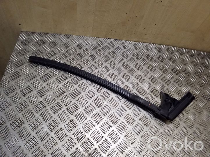 Audi S5 Facelift Rubber seal rear door window/glass 8F0839480E