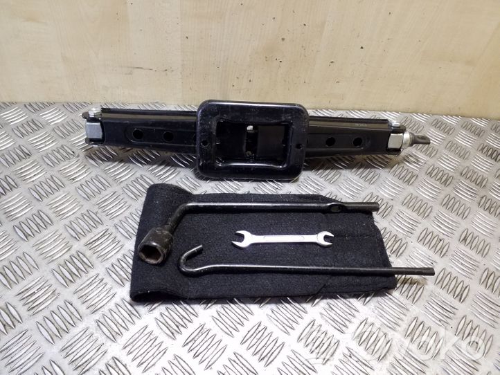 KIA Sorento Kit d’outils 