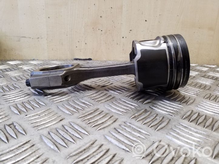 Chevrolet Captiva Piston avec bielle 5520