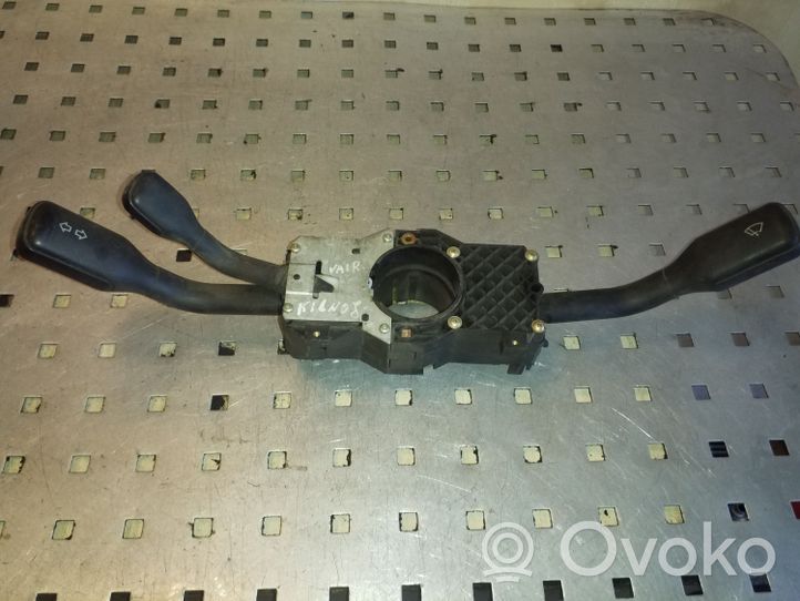 Audi 80 90 S2 B4 Leva/interruttore dell’indicatore di direzione e tergicristallo 8D9953503