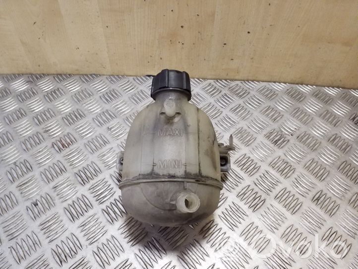 Suzuki Grand Vitara II Coolant expansion tank/reservoir 8200686355