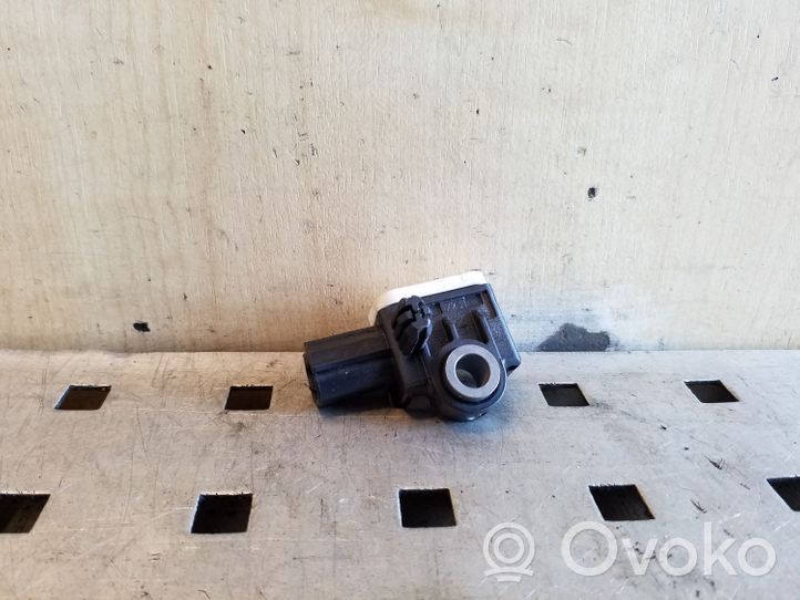 Ford Kuga I Airbag deployment crash/impact sensor 