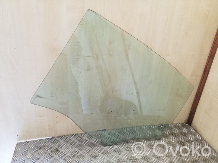 Volkswagen PASSAT B8 Rear door window glass 