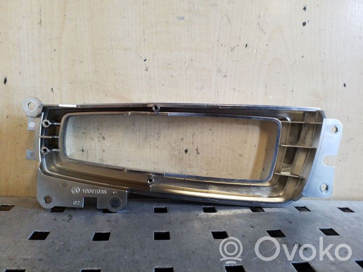 BMW 5 GT F07 Contour de levier de vitesses 10041038