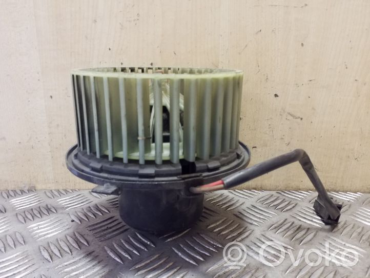 Audi 80 90 S2 B4 Ventola riscaldamento/ventilatore abitacolo 3137020009