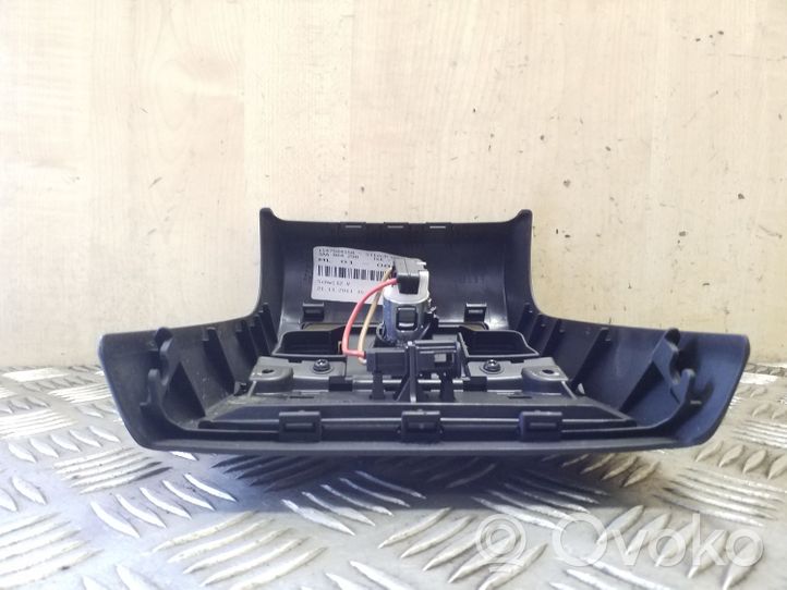 Volkswagen PASSAT CC Altri elementi della console centrale (tunnel) 3C0863615