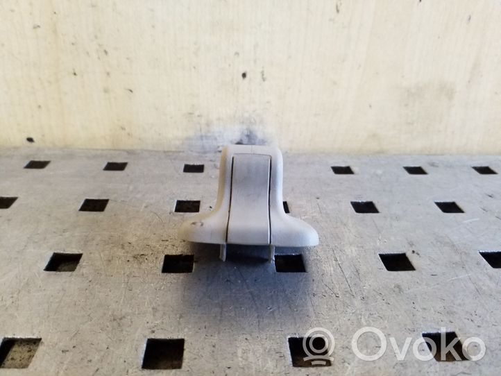 Volkswagen PASSAT CC Clip/gancio/supporto per aletta parasole 