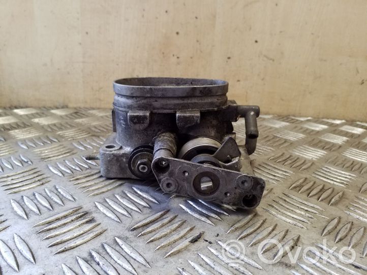 Audi 80 90 S2 B4 Clapet d'étranglement 037061R