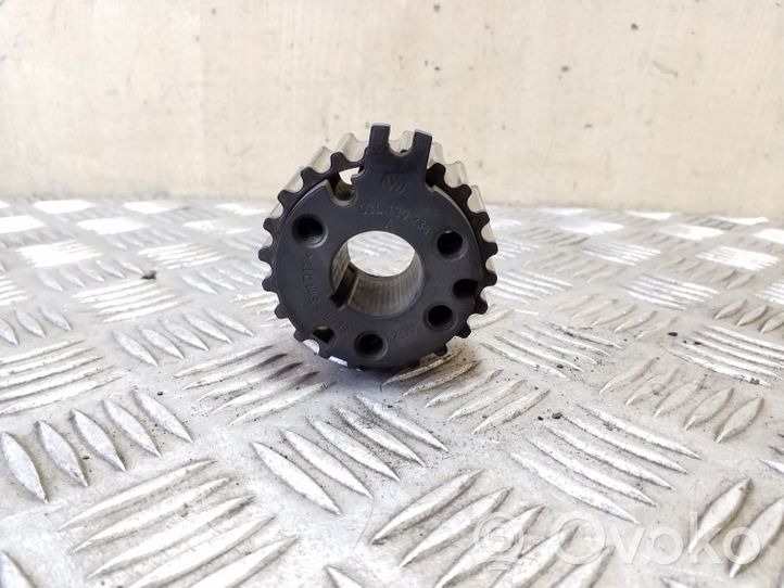 Volkswagen Caddy Fuel pump gear (pulley) 03L130111E