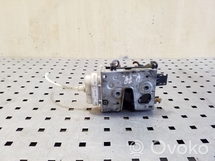 Audi A6 S6 C4 4A Serrure de porte avant 4A1837016J