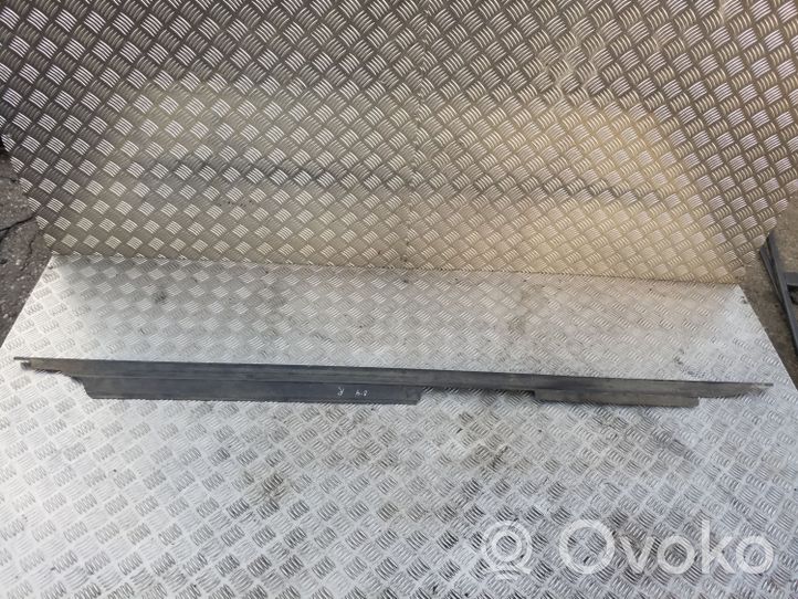 Audi 80 90 S2 B4 Etuoven kynnyksen suojalista 