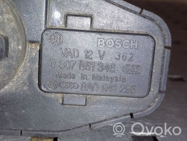 Audi 80 90 S2 B4 Motorino di regolazione assetto fari 8A0941295