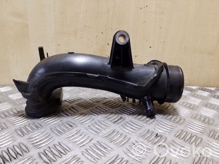 Renault Trafic III (X82) Turbo air intake inlet pipe/hose 165752889R