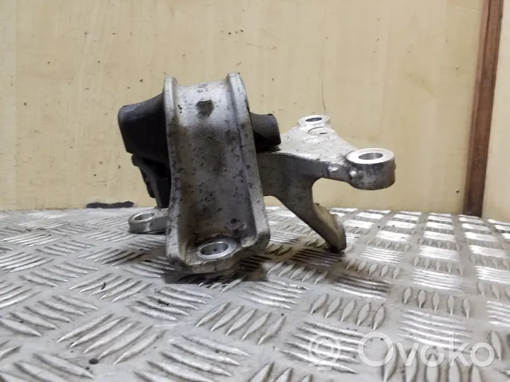 Honda CR-V Gearbox mount 