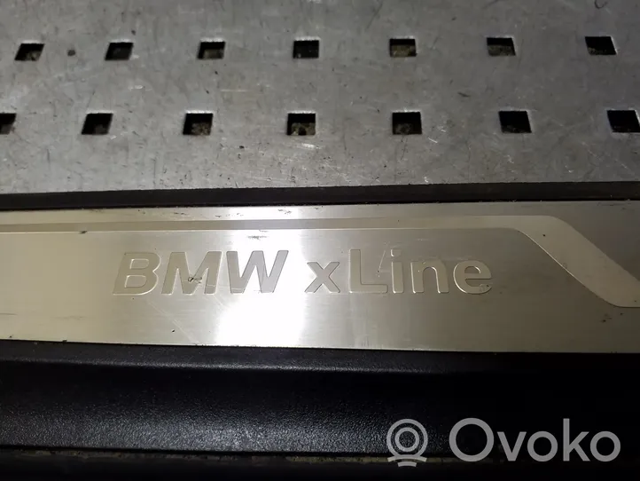 BMW X1 E84 Priekinio slenksčio apdaila (vidinė) 7318568