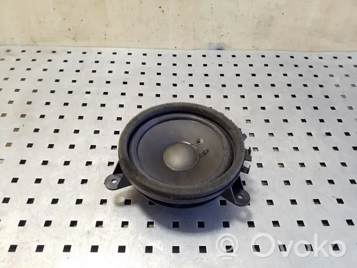 Volvo V40 Enceinte de porte arrière 30657445