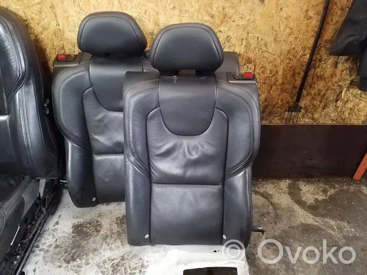 Volvo V40 Set interni 