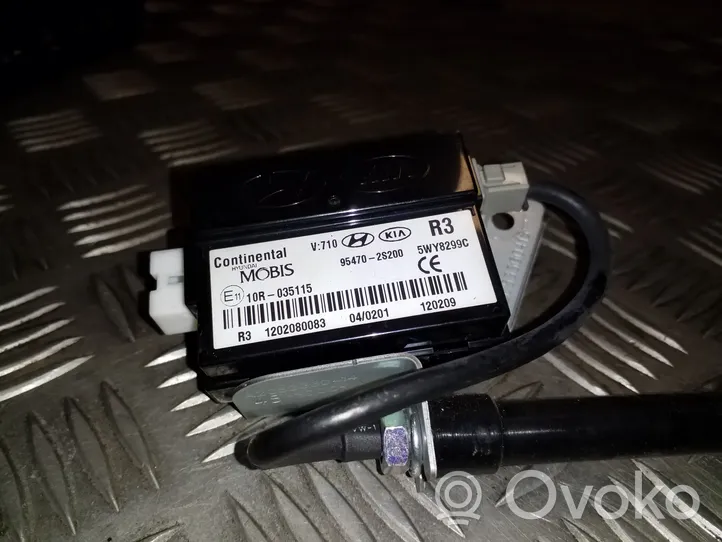 Hyundai ix35 Centralina/modulo keyless go 954702S200