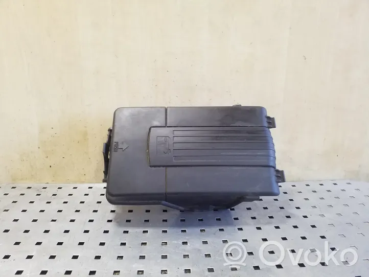 Audi A3 S3 8P Coperchio/tappo della scatola vassoio della batteria 3C0915443A