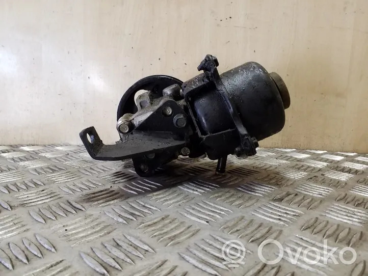 Subaru Legacy Pompe de direction assistée 34411AA432