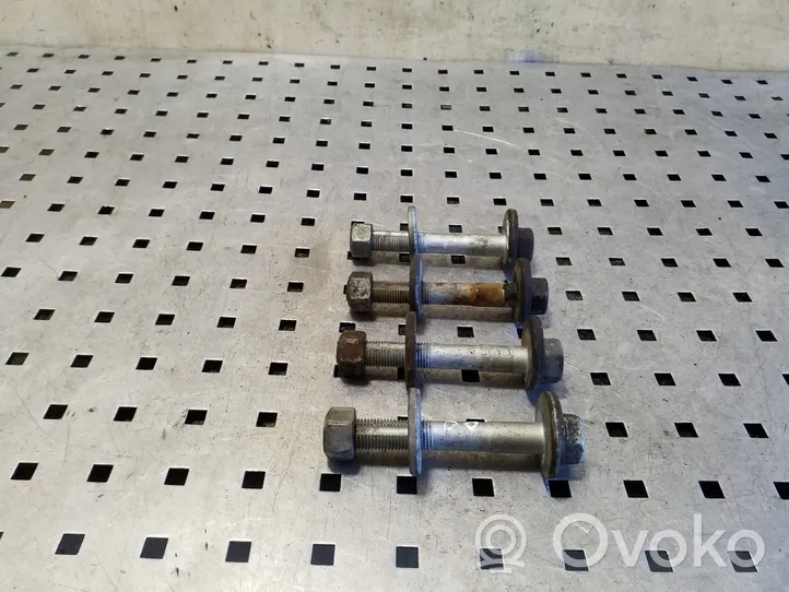 Porsche Cayenne (92A) Front suspension camber bolt 