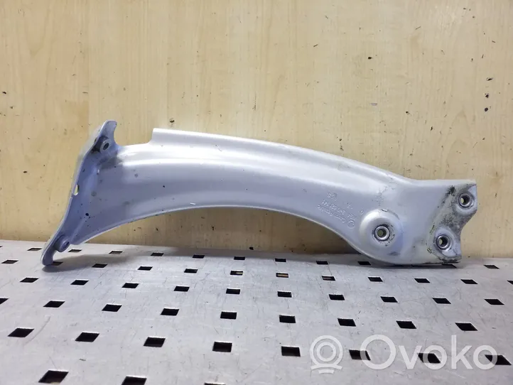 Skoda Superb B8 (3V) Supporto di montaggio del parafango 3V0821141