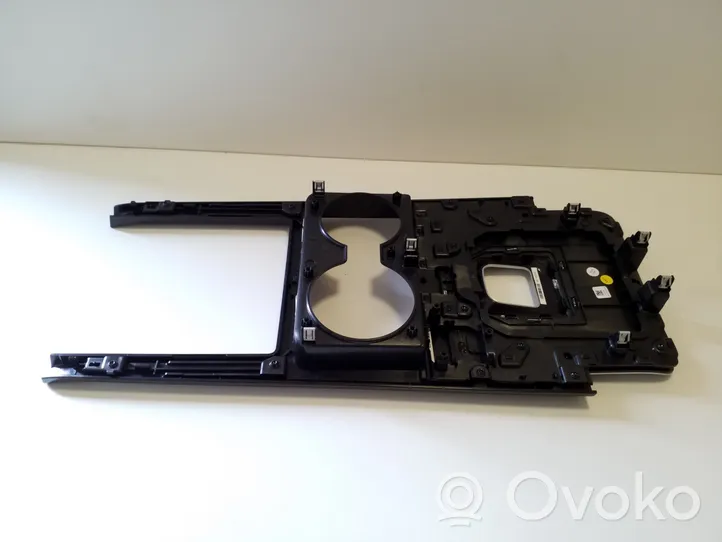 Land Rover Evoque II Rivestimento in plastica cornice della leva del cambio K8D2045K98A