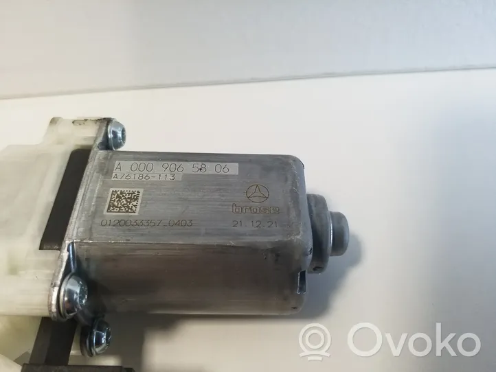 Mercedes-Benz EQB Moteur de lève-vitre de porte avant A0009065806